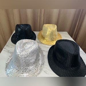 4 Top hats